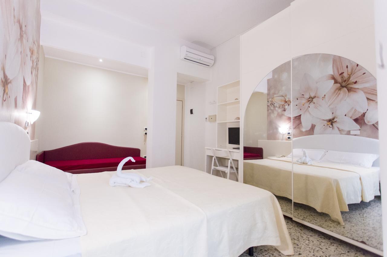 Sirena Boutique Hotel Gabicce Mare Bagian luar foto