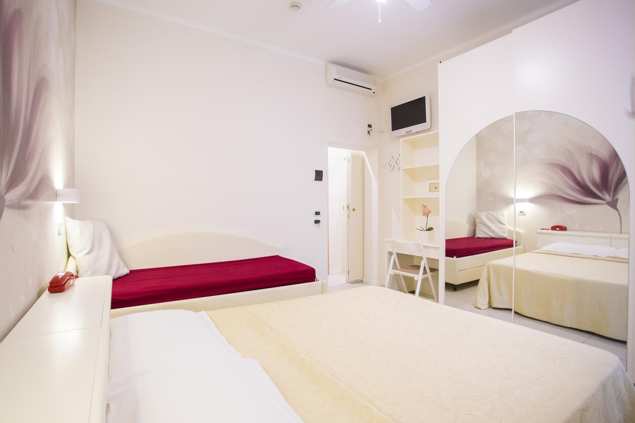 Sirena Boutique Hotel Gabicce Mare Bagian luar foto