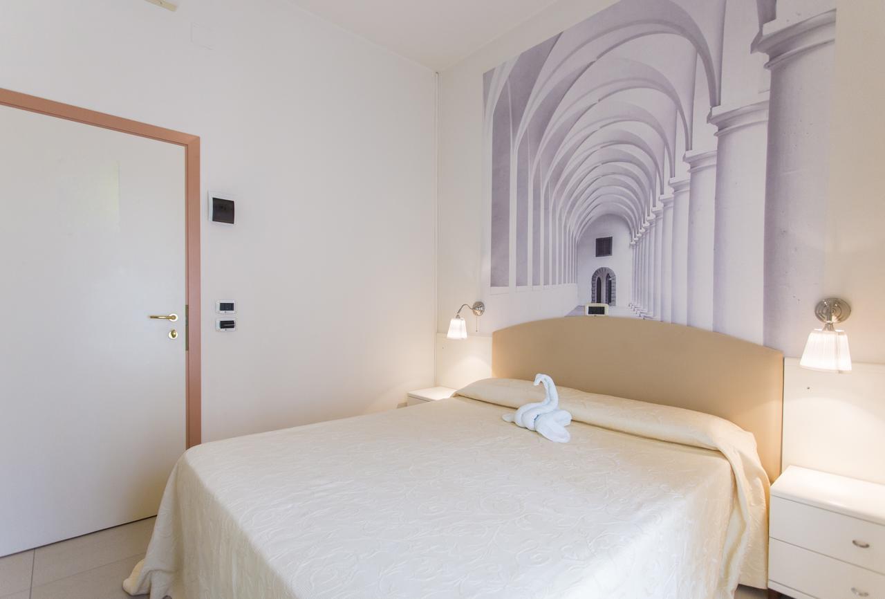 Sirena Boutique Hotel Gabicce Mare Bagian luar foto