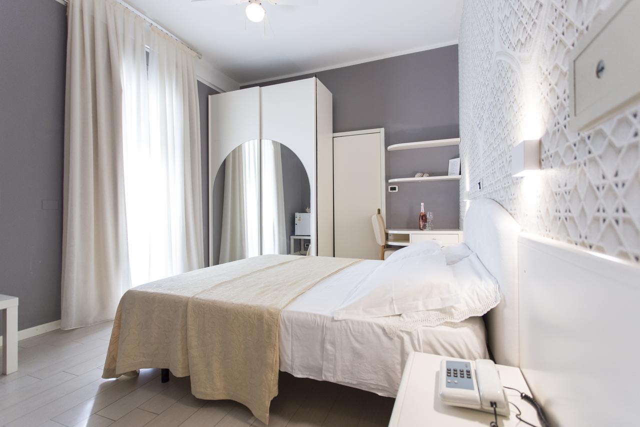 Sirena Boutique Hotel Gabicce Mare Bagian luar foto