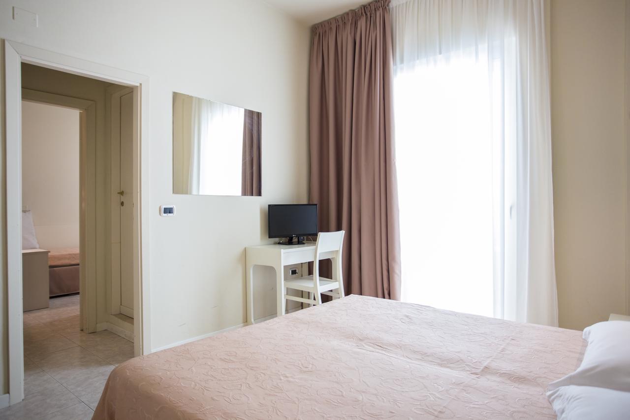 Sirena Boutique Hotel Gabicce Mare Bagian luar foto