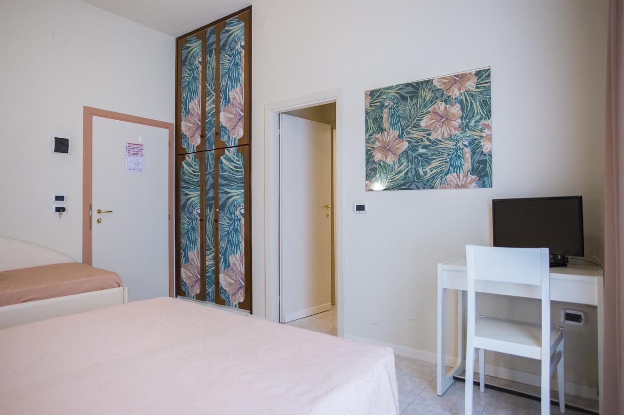 Sirena Boutique Hotel Gabicce Mare Bagian luar foto