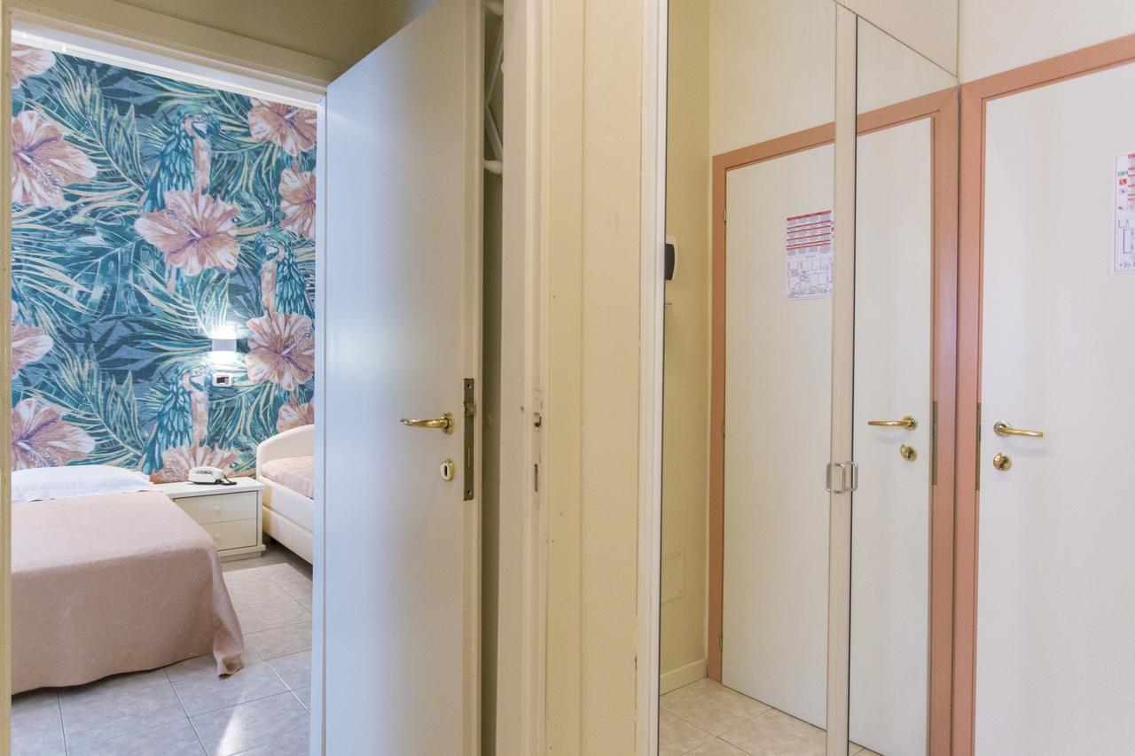 Sirena Boutique Hotel Gabicce Mare Bagian luar foto