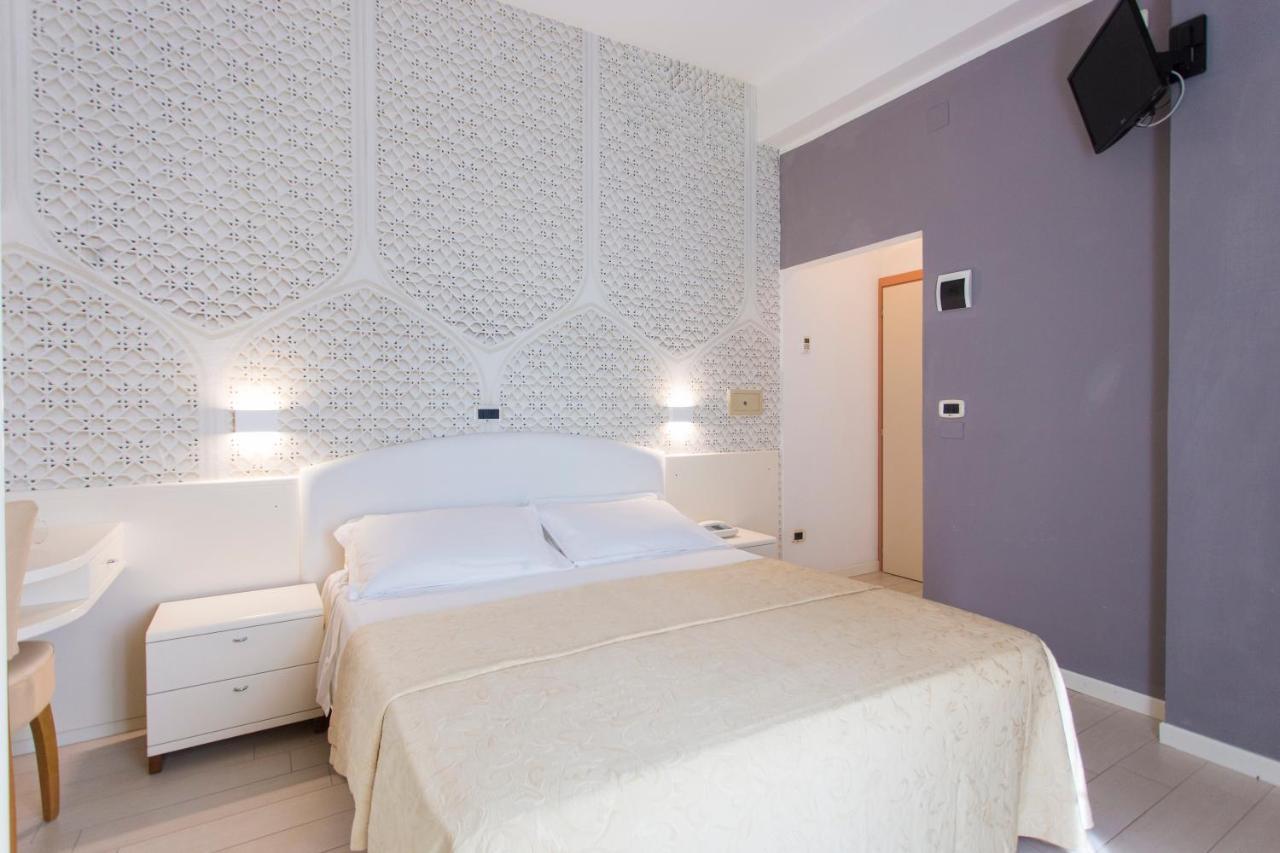 Sirena Boutique Hotel Gabicce Mare Bagian luar foto